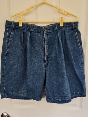 2/$15 Duck Head Men's Dark Blue Pleated Denim Shorts